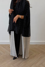 Load image into Gallery viewer, Polka monochrome abaya
