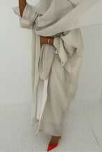 Load image into Gallery viewer, Ivory ortia abaya
