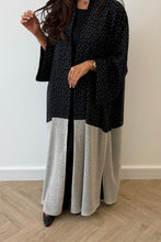 Load image into Gallery viewer, Polka monochrome abaya
